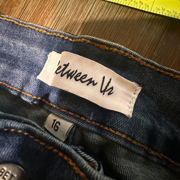 Between Us LA Designed Distressed Ripped Skinny Jeans‎ High Rise Frayed Hem 16 - Picture 2 of 14